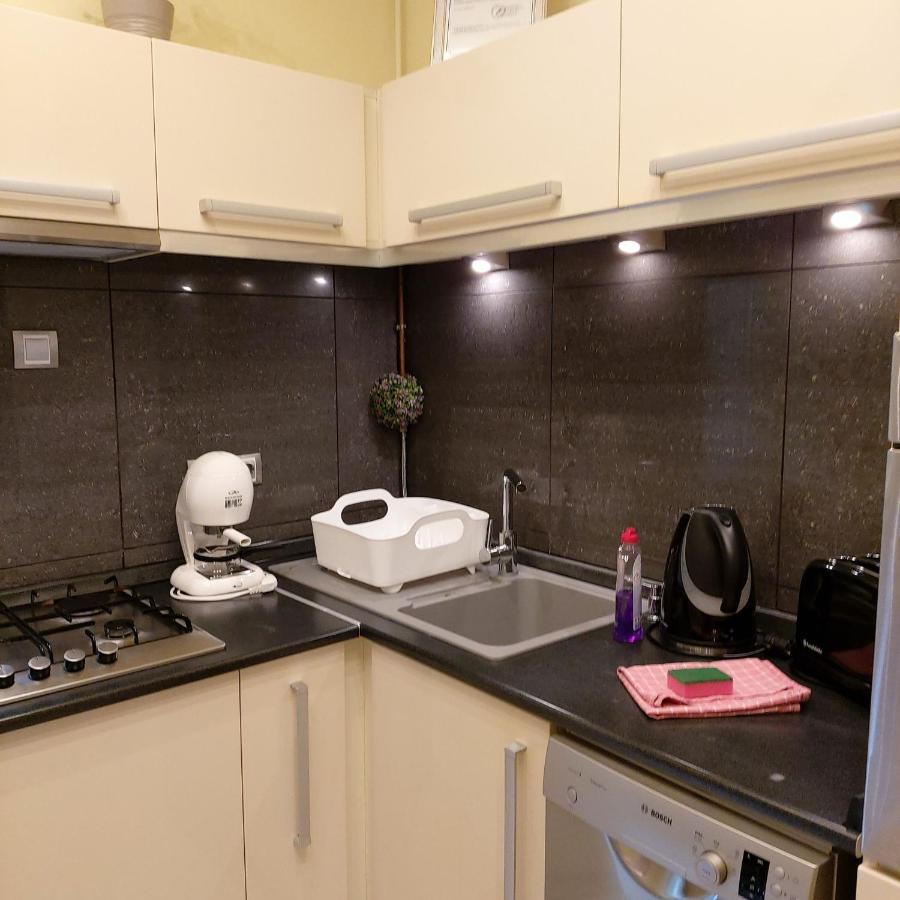 Szandi Belvarosi Apartman Szeged Buitenkant foto
